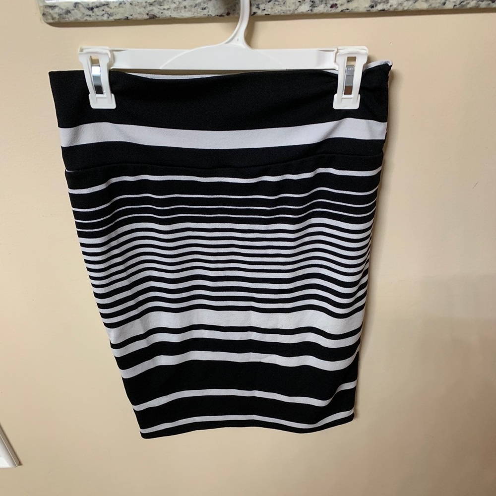 Lularoe Cassie skirt